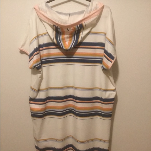 Sperry Top - Picture 3 of 3